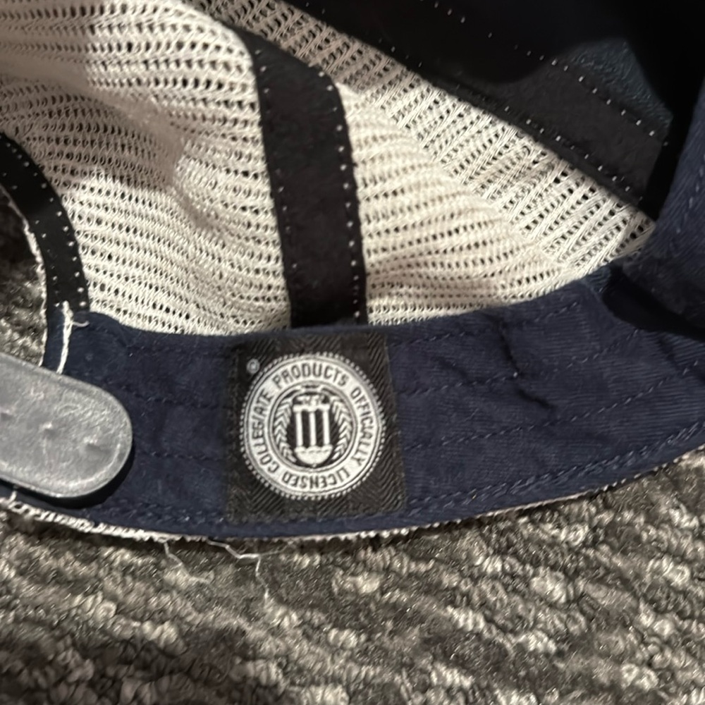University of Michigan Blue and Yellow hat - Picture 4 of 5